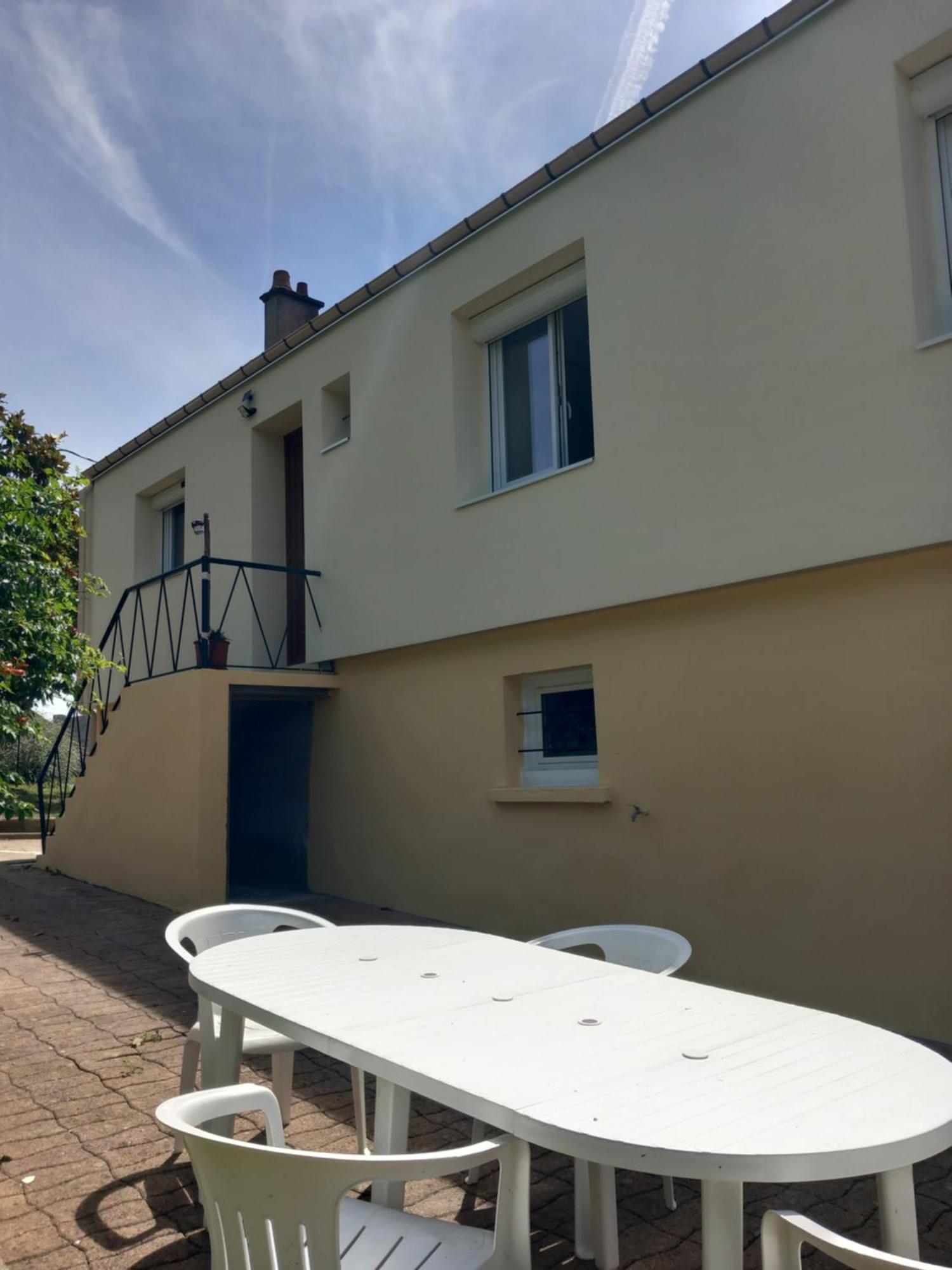 Appartement Les Cyclamens 1 à Cosne-Cours-Sur-Loire Extérieur photo
